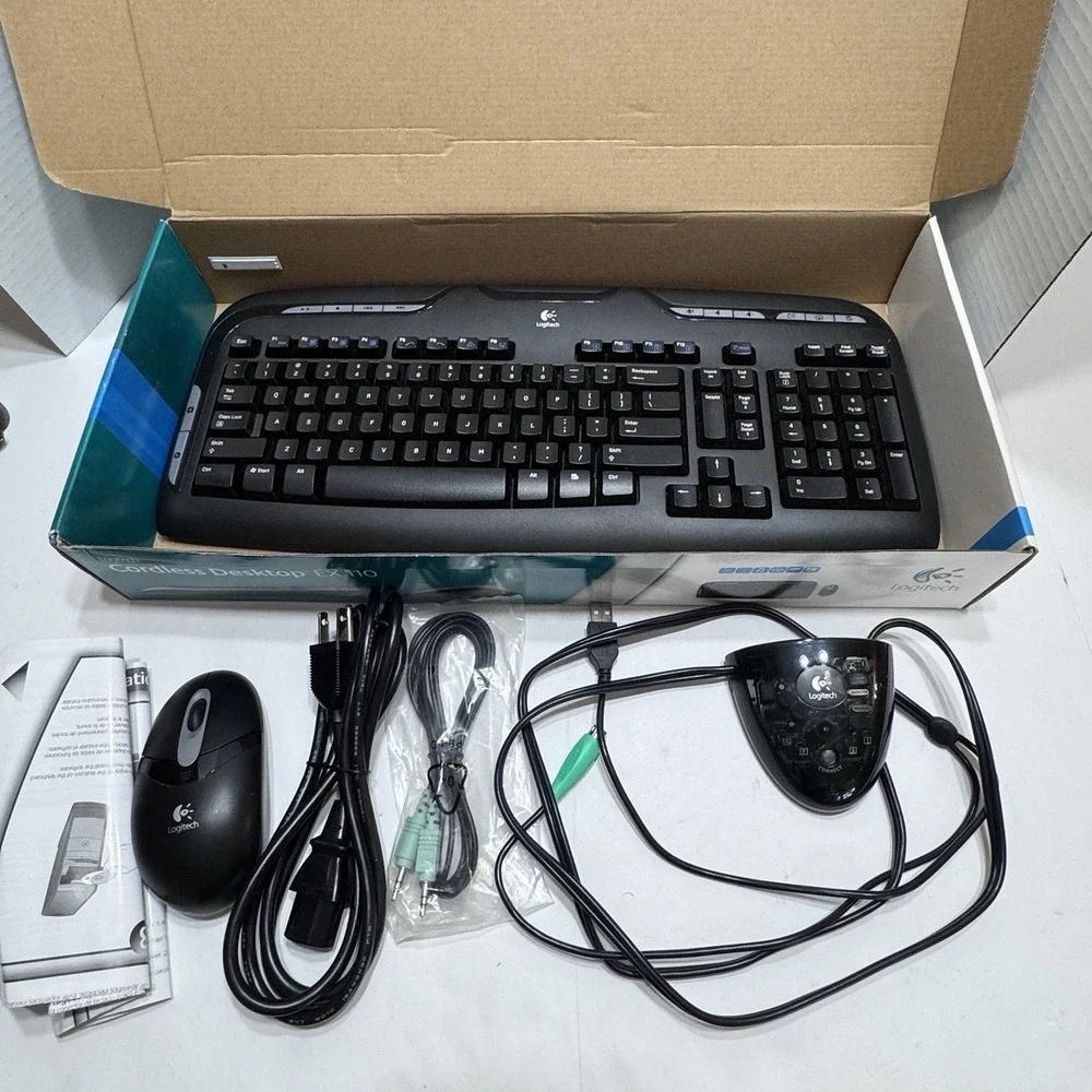 Logitech Cordless Desktop EX 110 Wireless Keyboard and Mouse Combo No CD